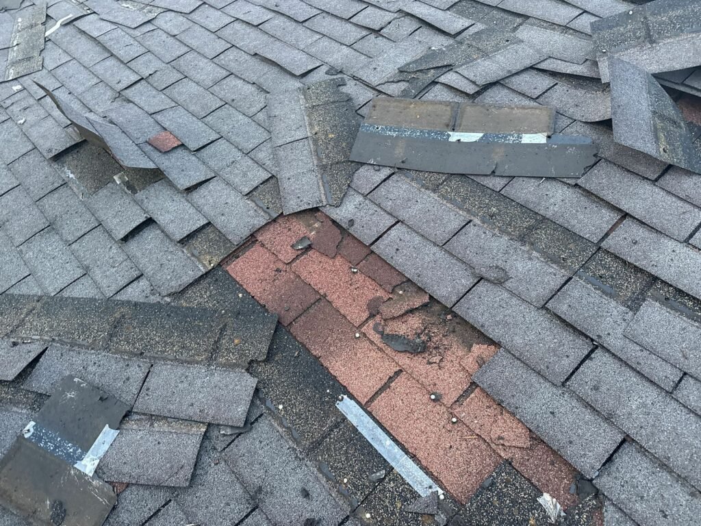 Hidden Signs Your Roof Is Getting Weak